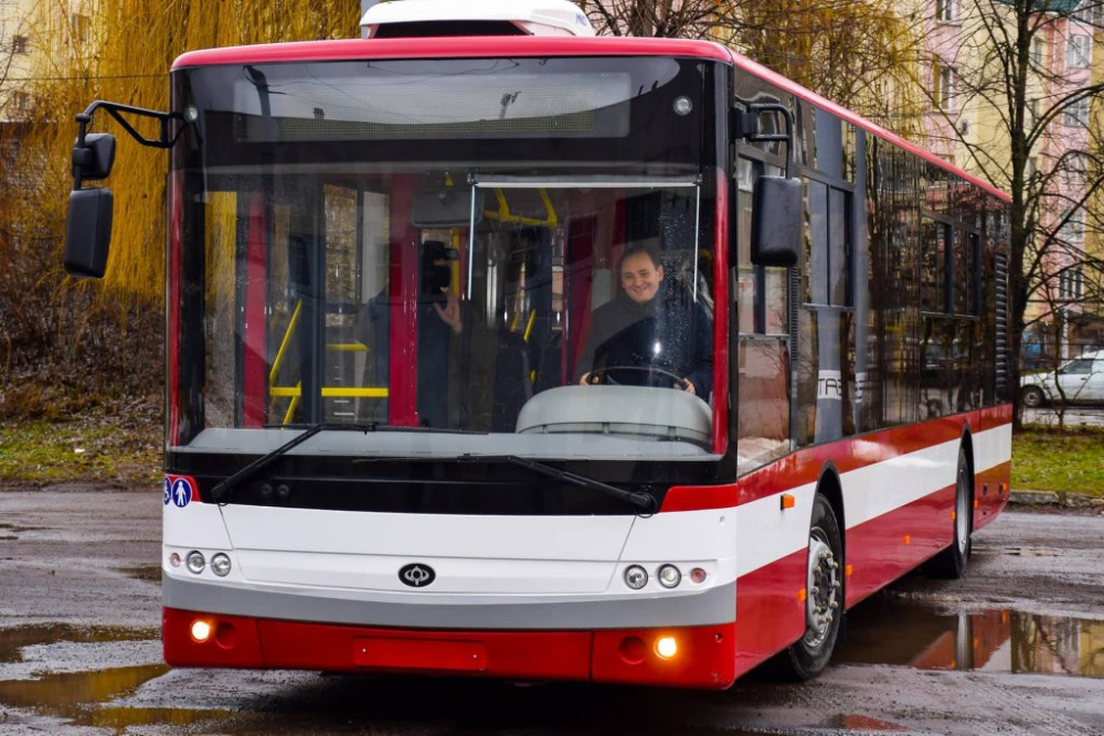 Автобус №51 в Івано-Франківську: Розклад, схема, вартість